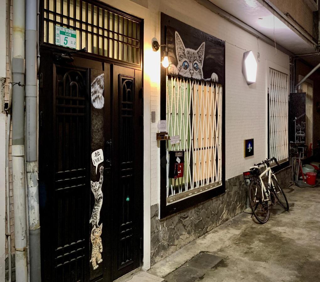 Hotel Shadow House Tainan Exterior foto